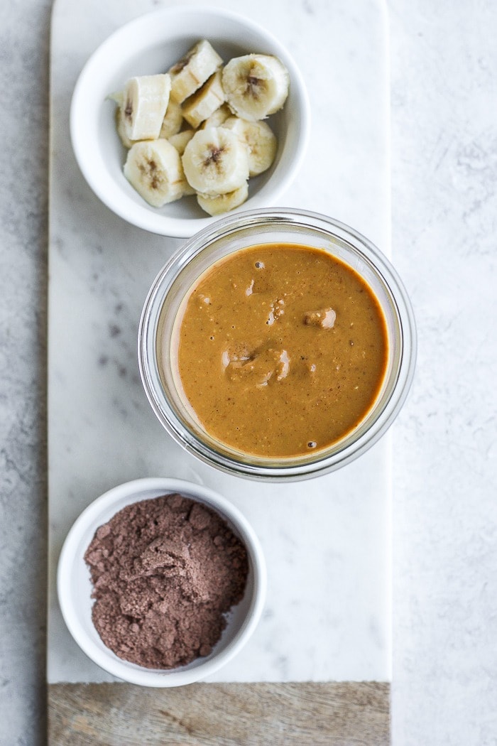 Start your day off right with this Peanut Butter Banana Cold Brew Protein Smoothie! If you love the peanut butter banana combination with an added boost of protein, then you will love this healthy breakfast smoothie or snack smoothie. Add your favorite scoop of protein to this smoothie and you are set for the day. I bet you have all the ingredients in your kitchen, right now! Peanut butter banana protein smoothie ingredients