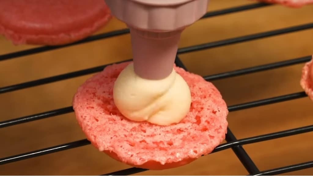 french macaron filling